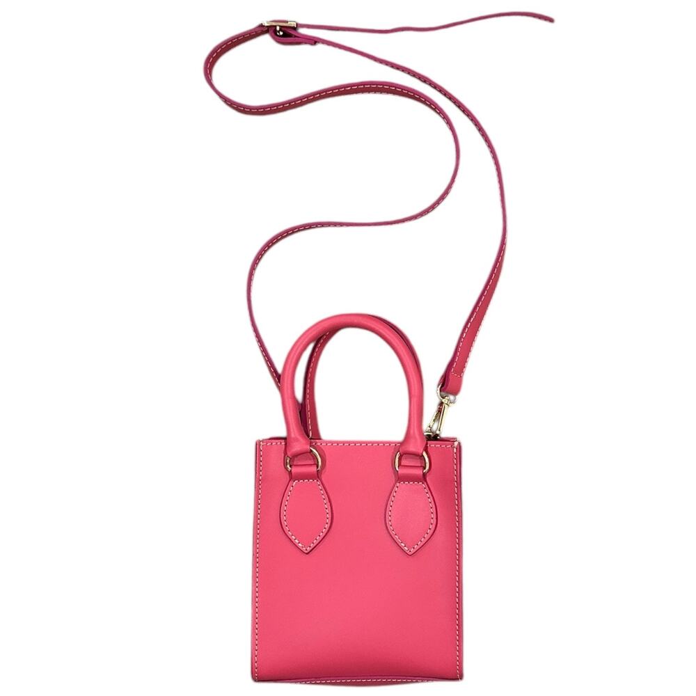 Anna Paola Beatriz Mini Crossbody in Fuxia